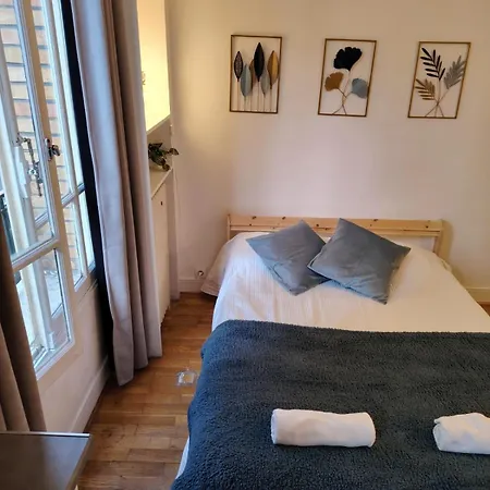 Apartment Paris Authentique -'ღ Vincennes