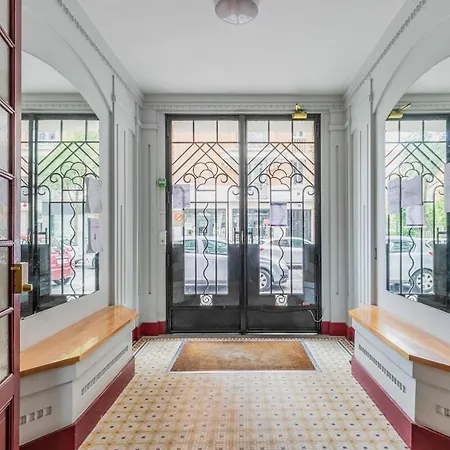 Paris Authentique -'ღ Apartment