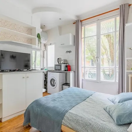 Apartment Paris Authentique -'ღ Vincennes